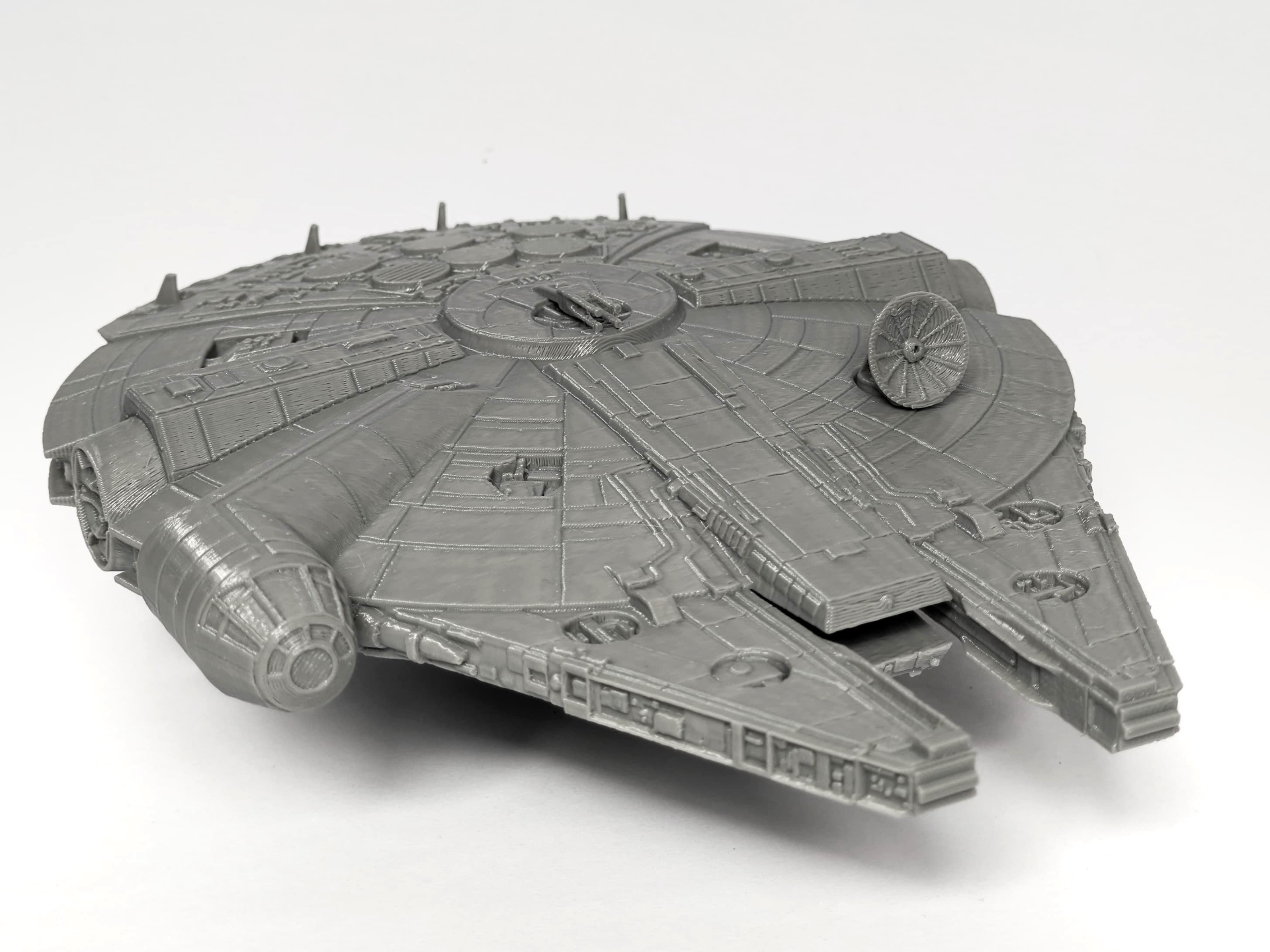 Millennium Falcon Model